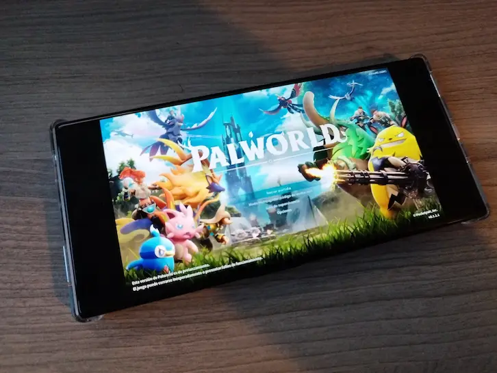 Palworld en un dispositivo móvil Android